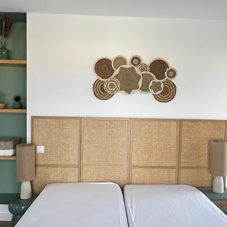Superbe 140 M², 4 Chambres, Terrasse 120 M², Parking, Centre-ville De - Fr-1-539-59 Apartment *