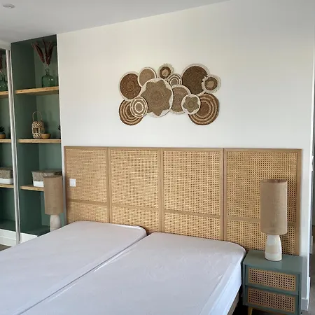 Superbe 140 M², 4 Chambres, Terrasse 120 M², Parking, Centre-ville De - Fr-1-539-59 * Royan